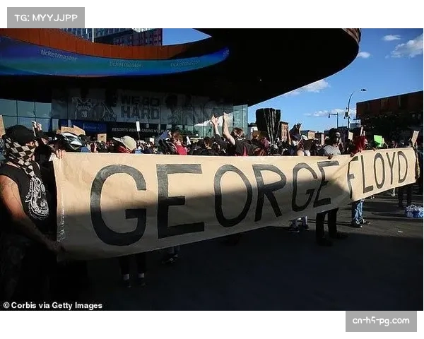 NBA举办反种族歧视活动,球员集体声援